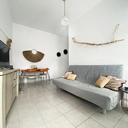Windmills Apartment By Opus Mykonos Town Esterno foto